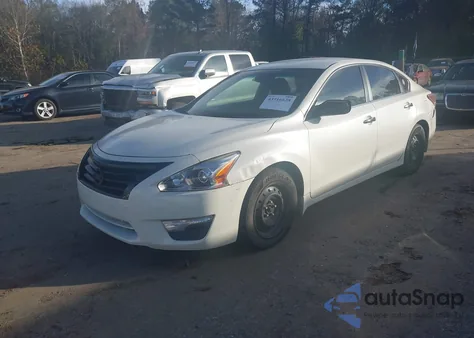 2015 Nissan Altima 2.5 S z USA, uszkodzony, nr VIN 1N4AL3AP3FC278140